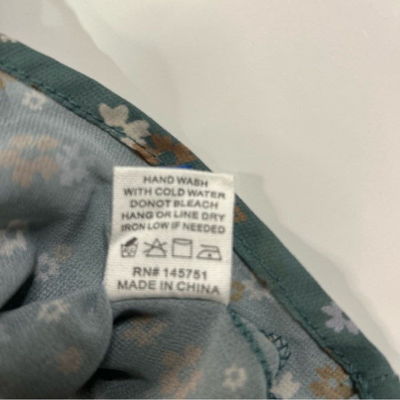 Pink Lily Blouse Shirt Top Women’s Junior Small Green Floral Smocked Boho Fairy - Picture 6 of 11